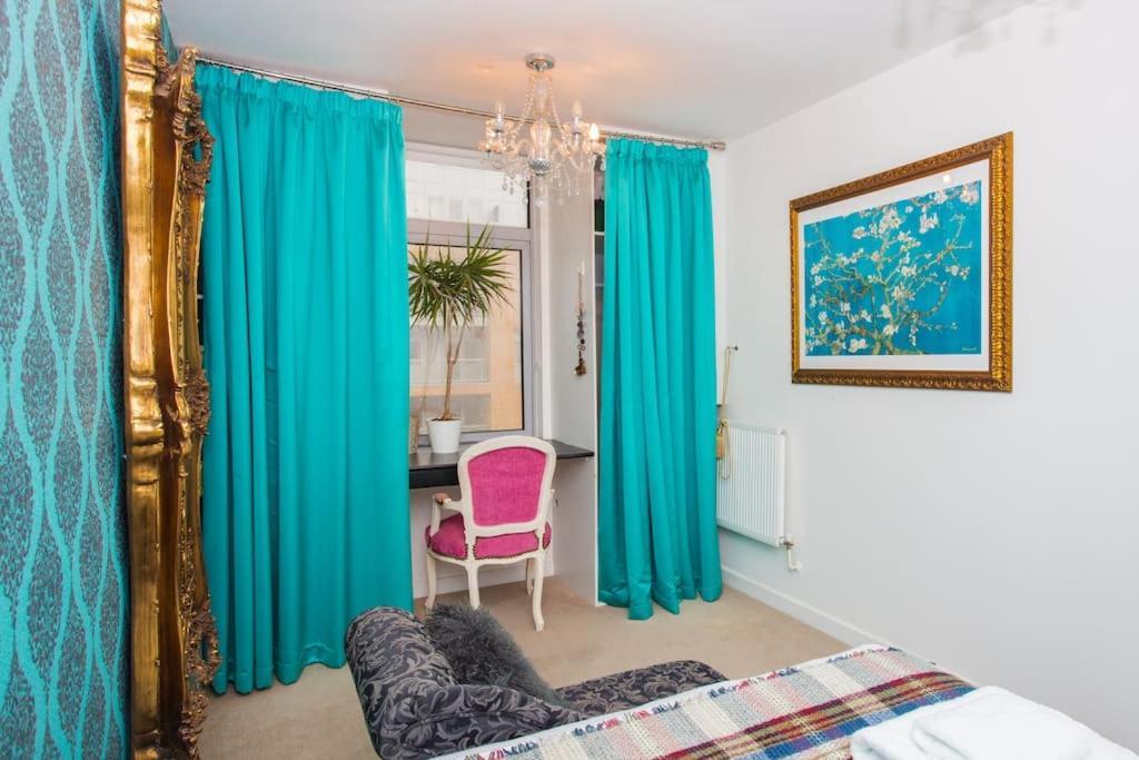 런던 Unique & Welcoming 2Bd Flat In Limehouse 아파트 외부 사진